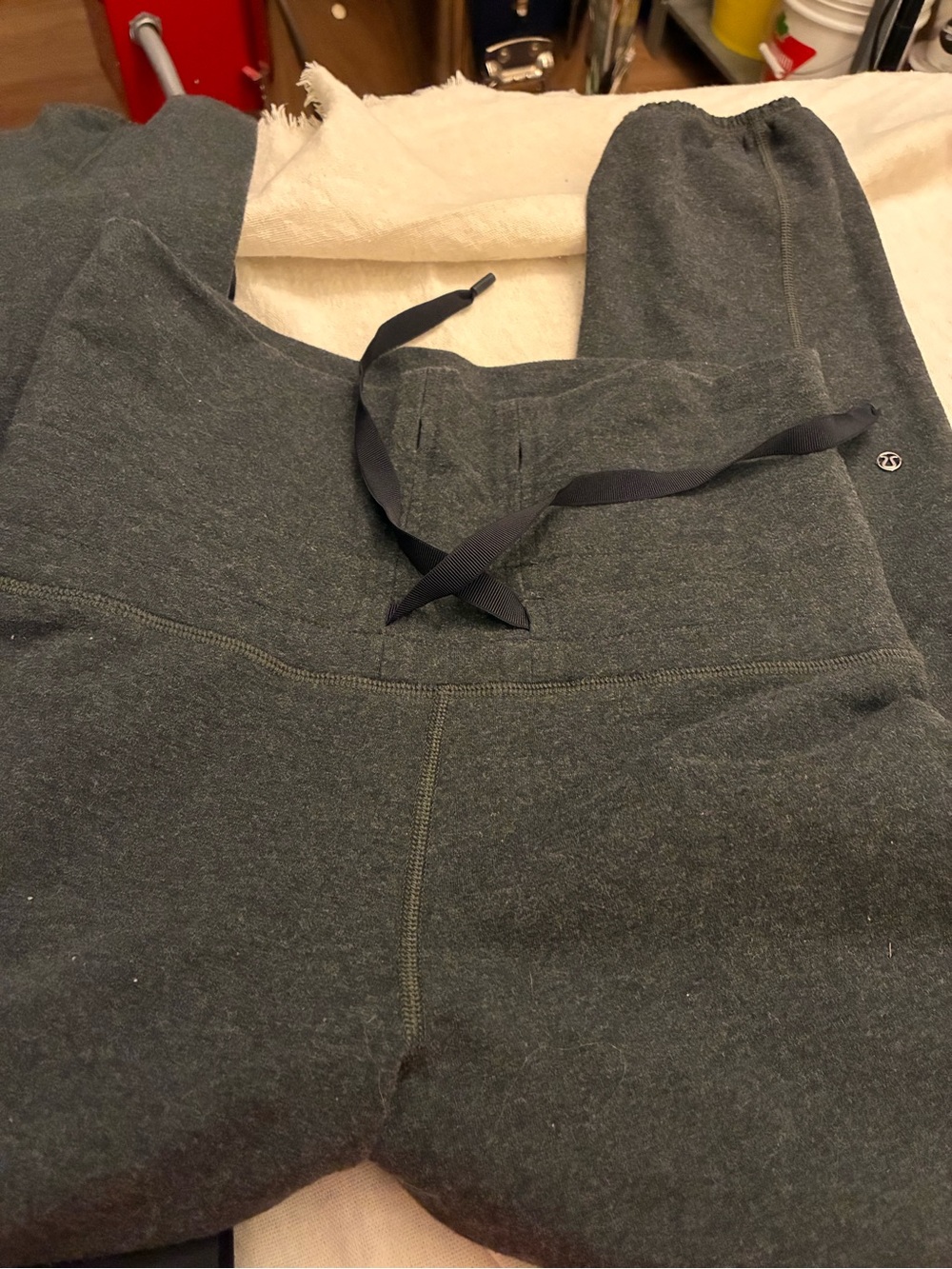 Lululemon Women’s Dark Gray Drawstring Sweatpants - Cozy Everyday Joggers
